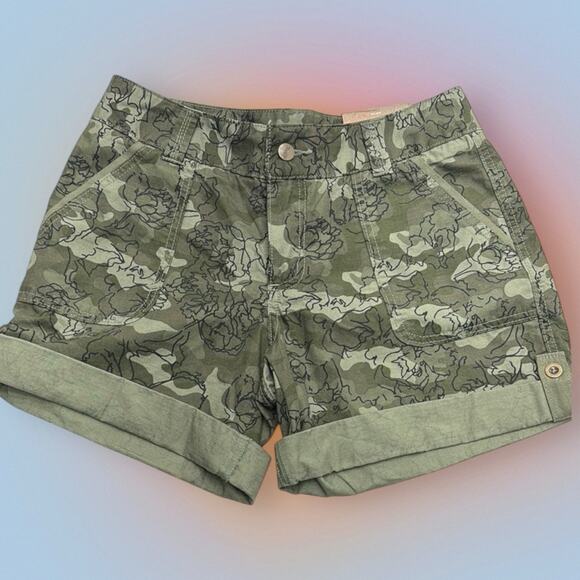 CARHARTT Women’s 6 Floral Green EL PASO Shorts - Picture 1 of 3